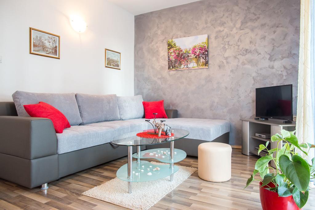 Villa Nadezda Petrovac Eksteriør bilde