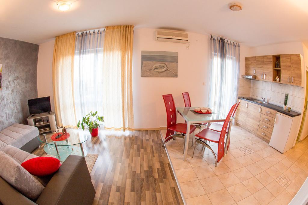 Villa Nadezda Petrovac Eksteriør bilde